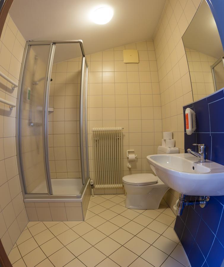 Sportsarea Grimming Bed & Breakfast Niederoblarn Exterior photo